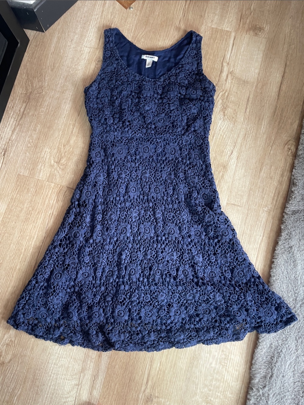 Old Navy Navy Floral Crochet Sleeveless Mini Dress
